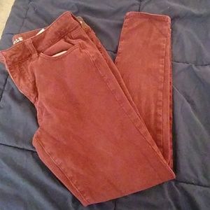 American Eagle skinny jeans. *SHORT*